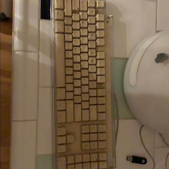 iMac vintage dome computer - Picture 3 of 6